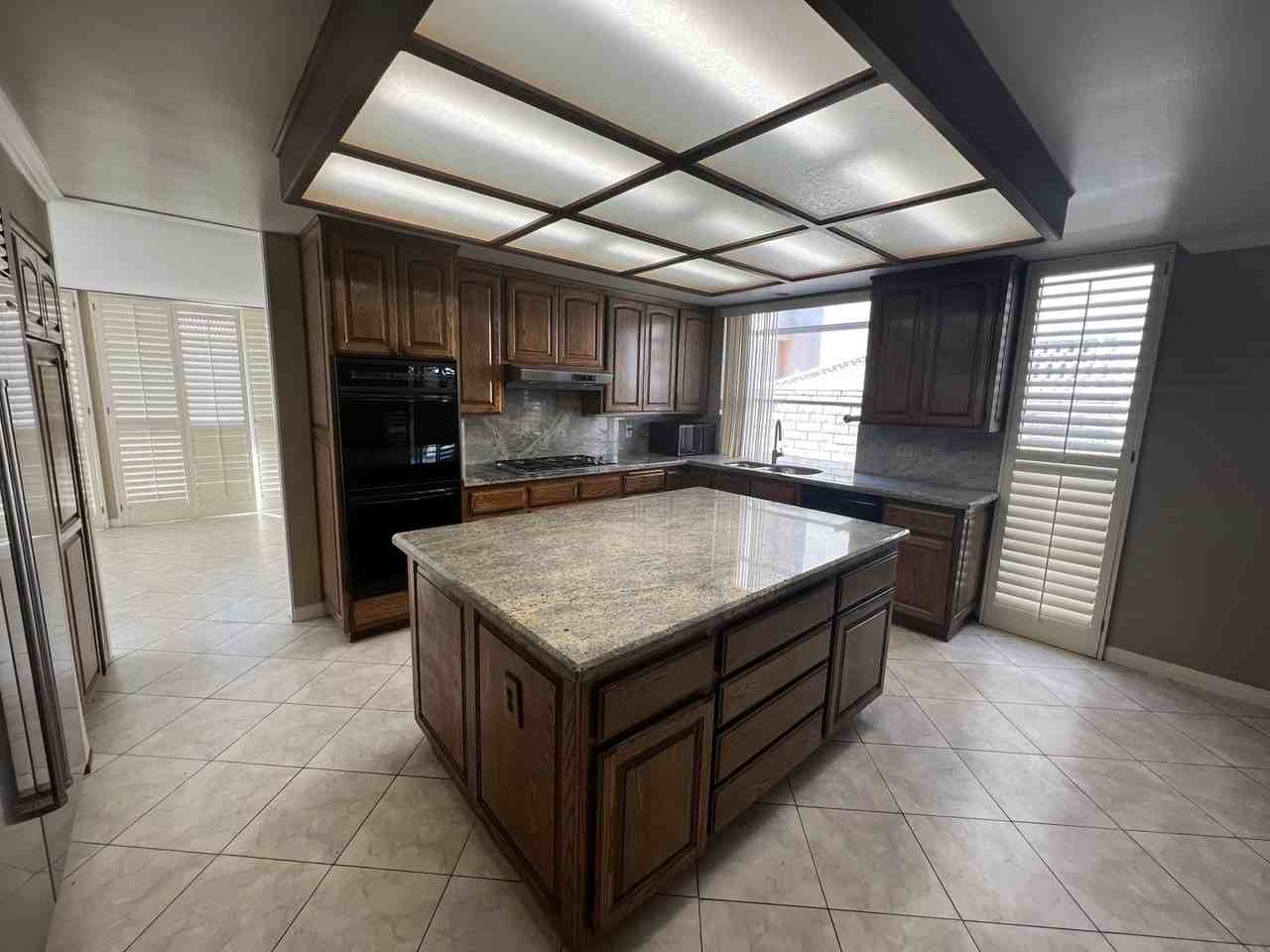 16365 Maruffa Cir - Photo 7 of 40