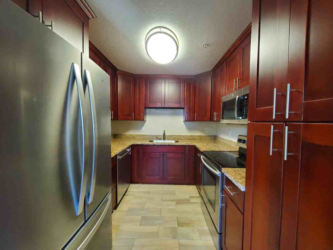 2425 S Norfolk St #102 - Photo 7 of 30