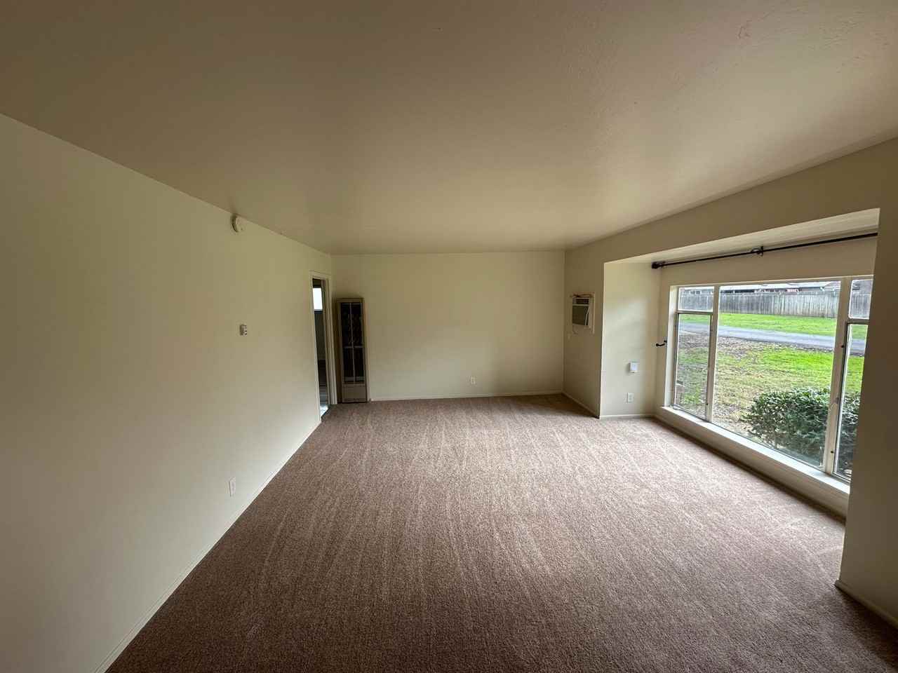 3120 Alder Way - Photo 2 of 9