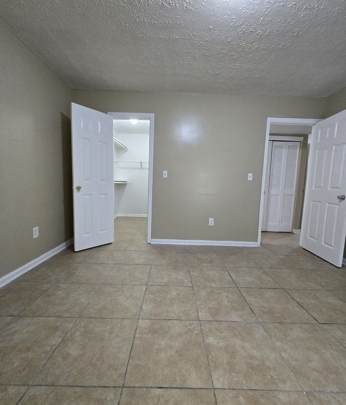 9235 Colony Dr Nw #B - Photo 3 of 21