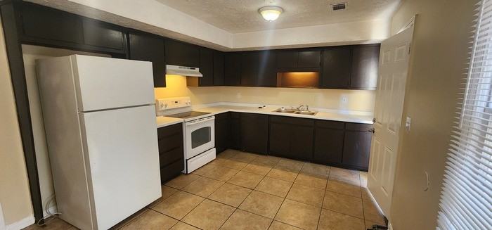 9235 Colony Dr Nw #B - Photo 5 of 21