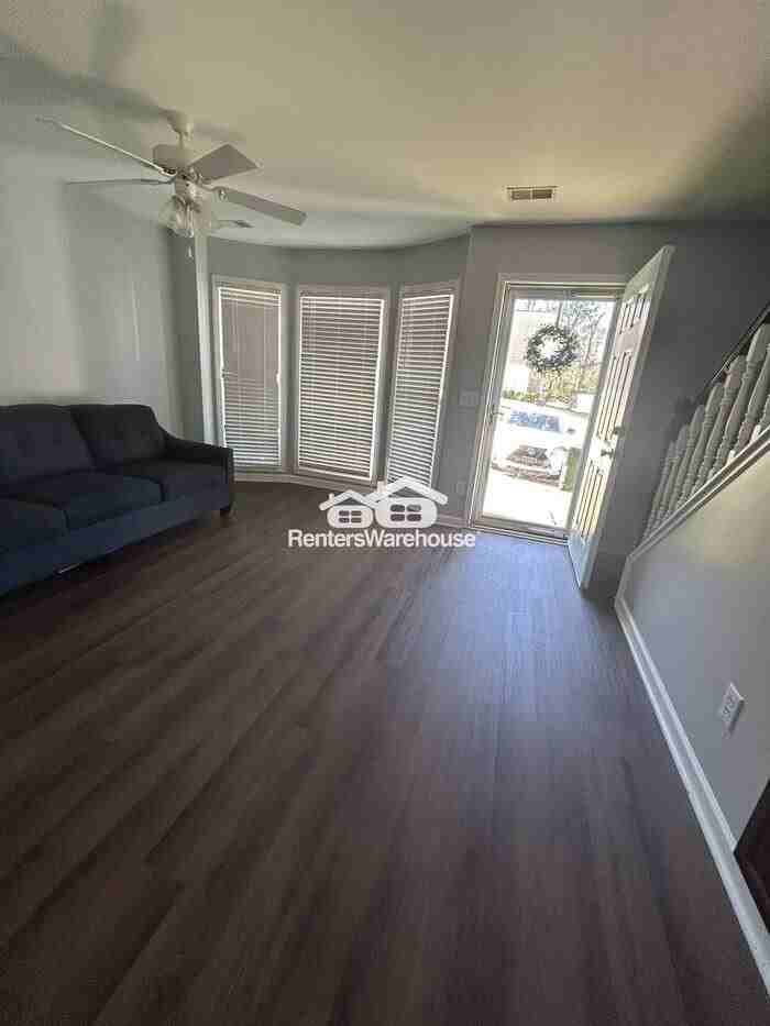 5132 Falling Creek Ln - Photo 2 of 24