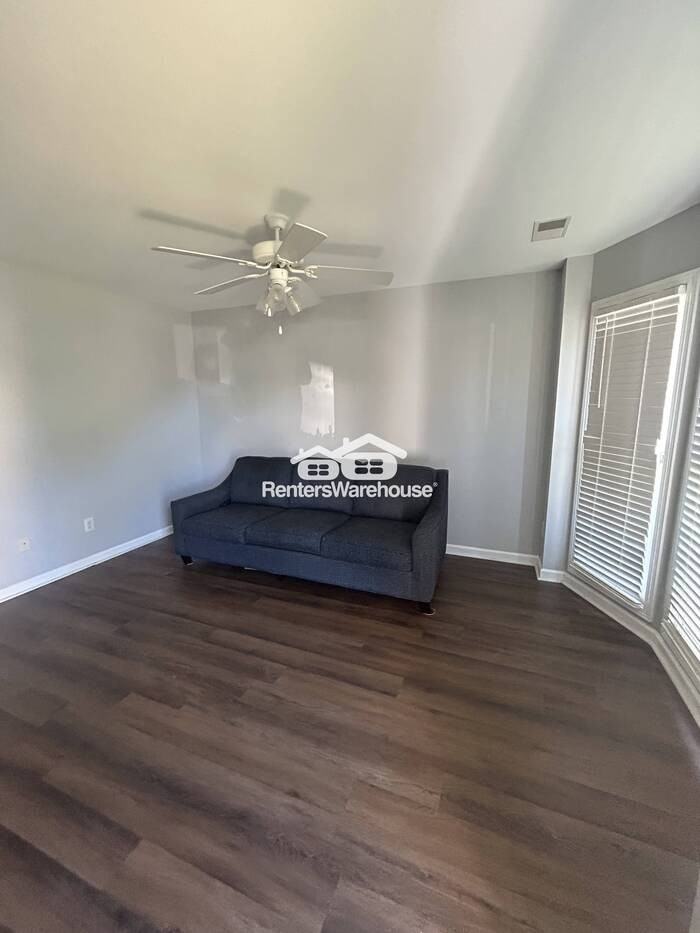 5132 Falling Creek Ln - Photo 3 of 24