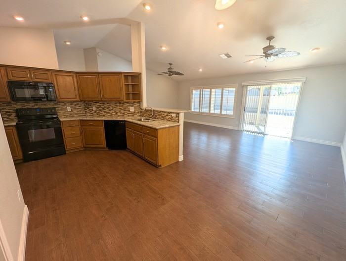 20014 N 77th Dr - Photo 7 of 16