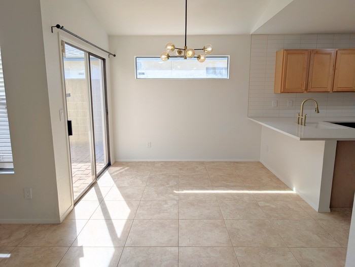 11807 N 76th Ave - Photo 2 of 16