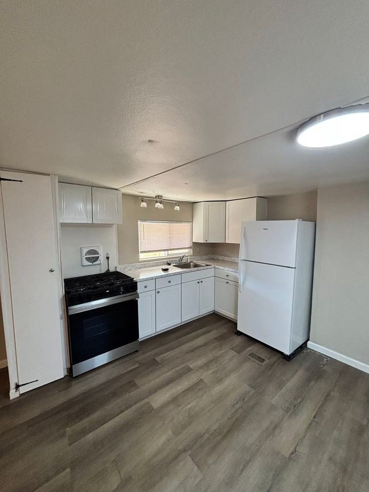 4217 N Idaho Ln #1 - Photo 4 of 9