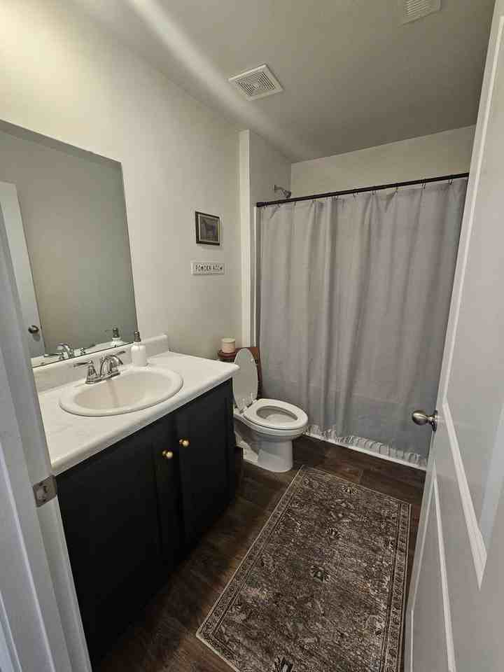 1006 Course Ln - Photo 4 of 18