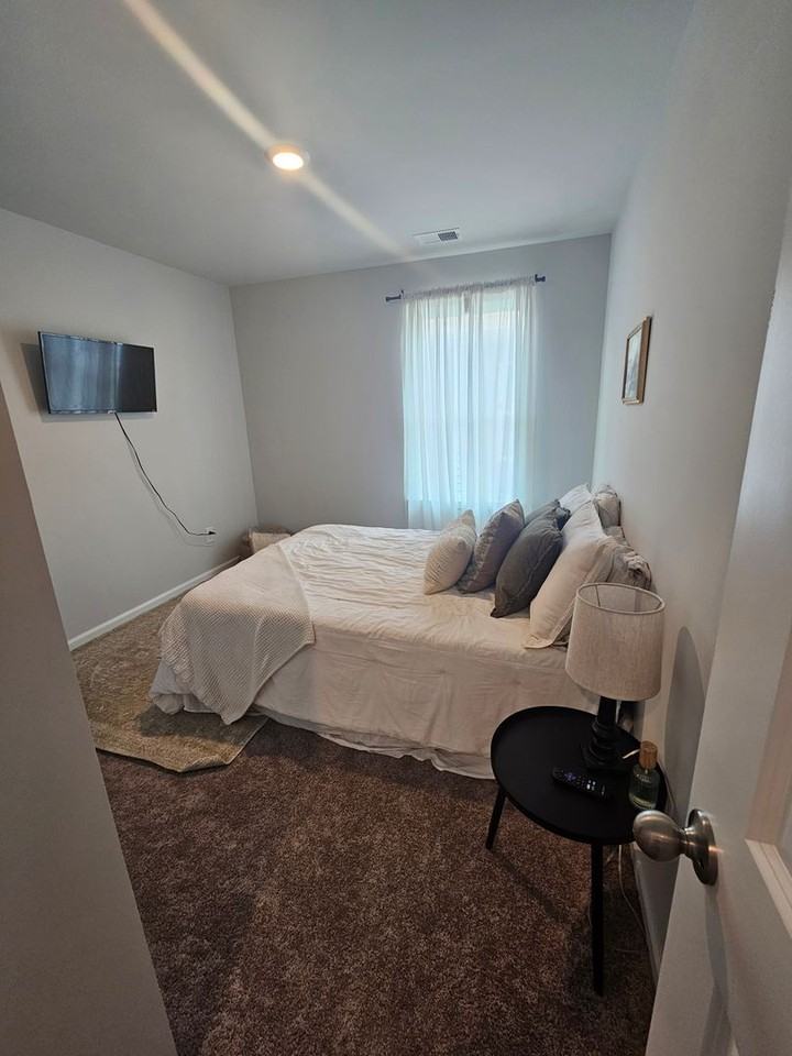 1006 Course Ln - Photo 5 of 18