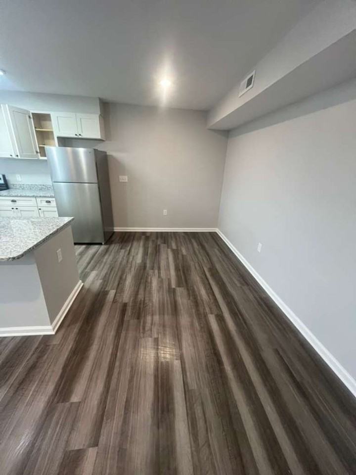 49 49 W. Diamond Ave - 49 W. Diamond Ave - 307 #307 - Photo 3 of 8