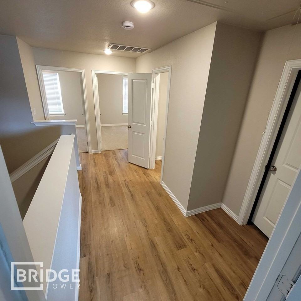 1220 Sunnyvale Ln - Photo 5 of 17