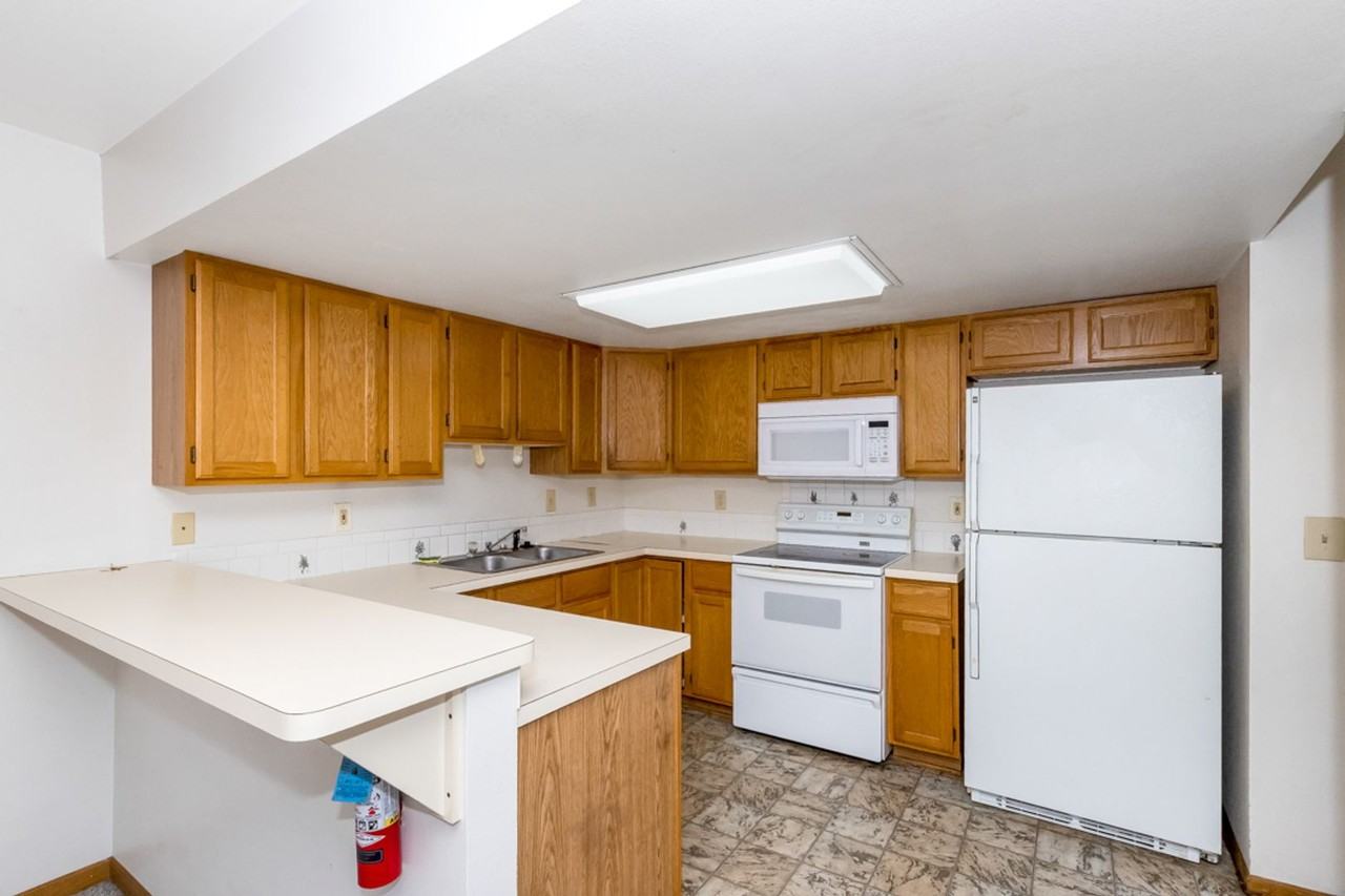 1117 11th Ave #3 - Photo 4 of 25