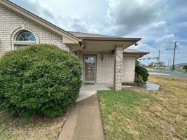 featured image of 3701 Water Oak Dr