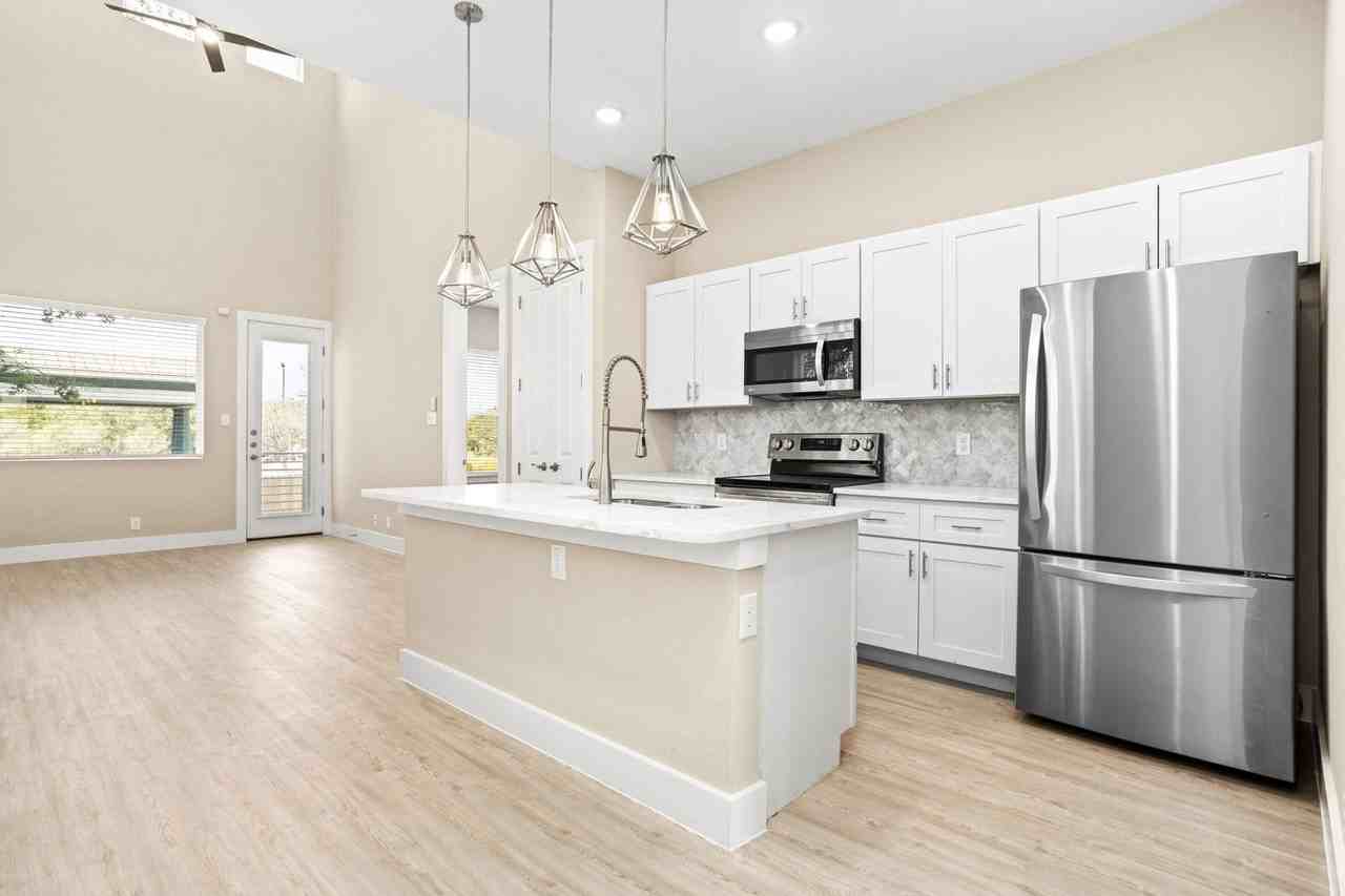 11870 Zarkava Way - Photo 7 of 34