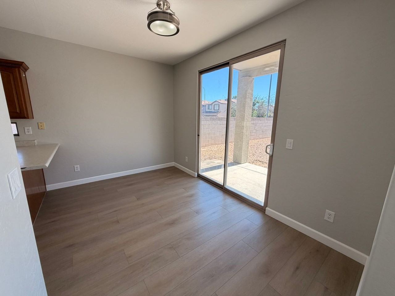 11401 W Pima St - Photo 6 of 18