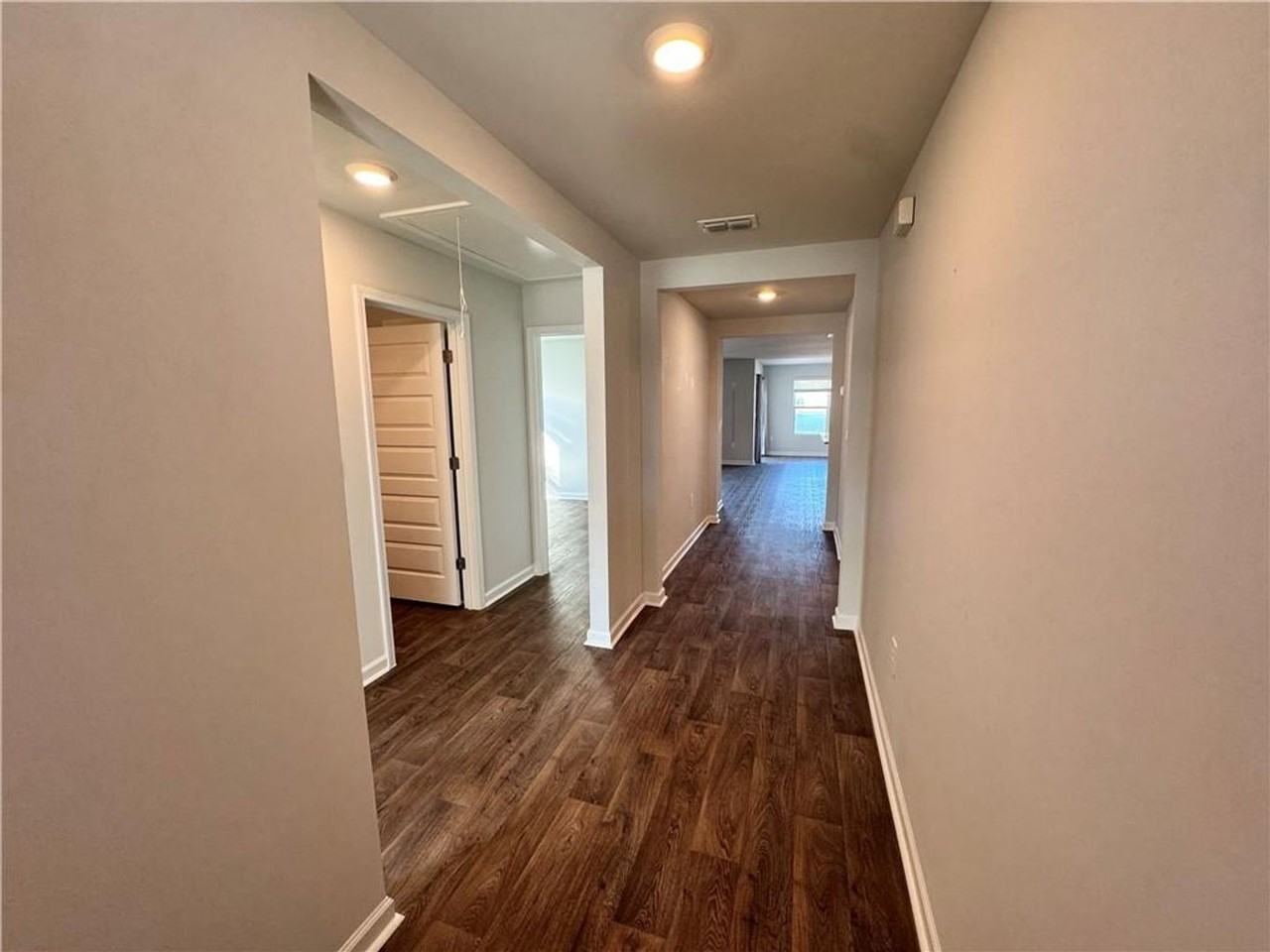 38 Autumns Wood Dr - Photo 2 of 22