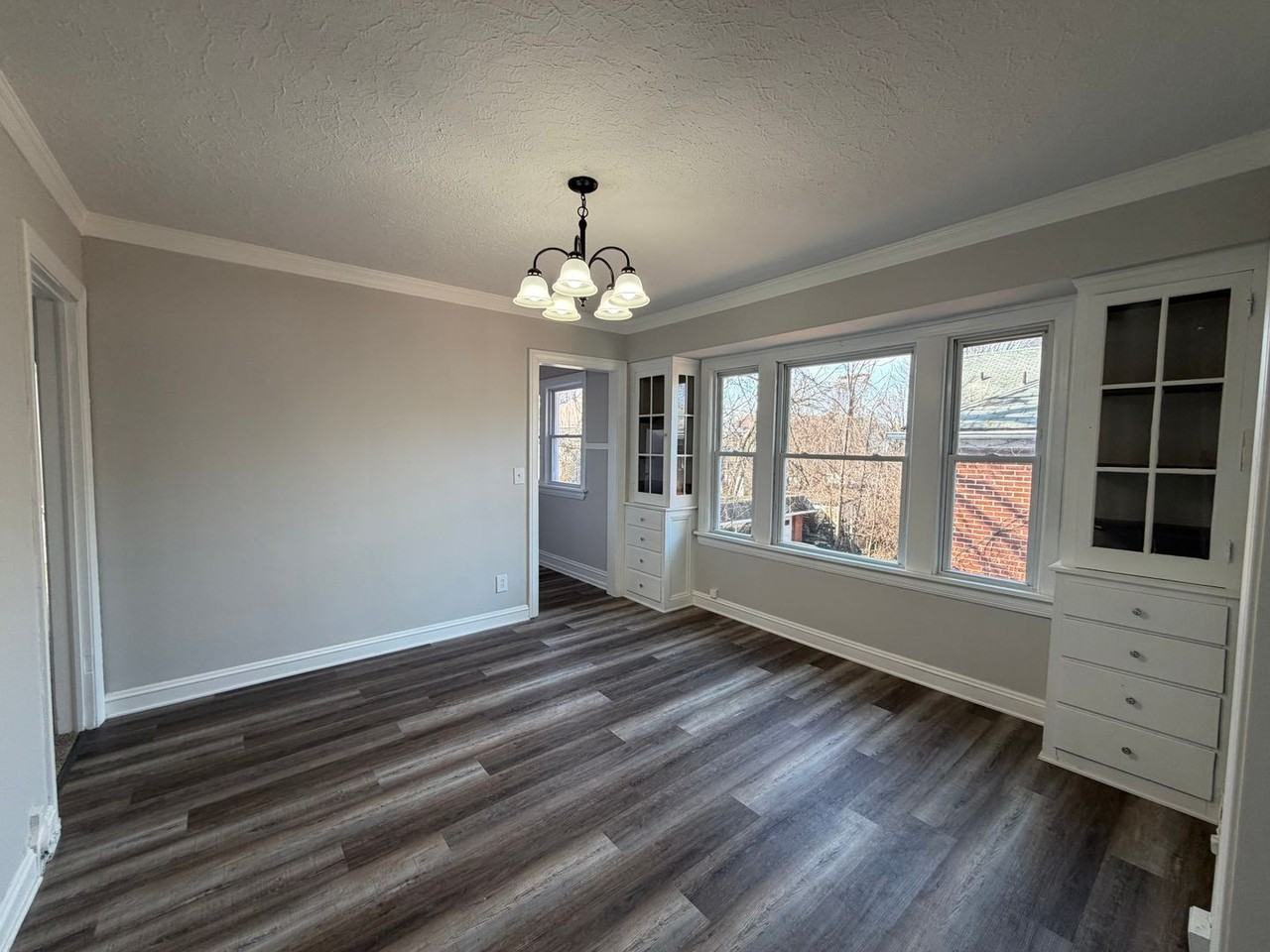 14102 Glenside Ave - Photo 7 of 24