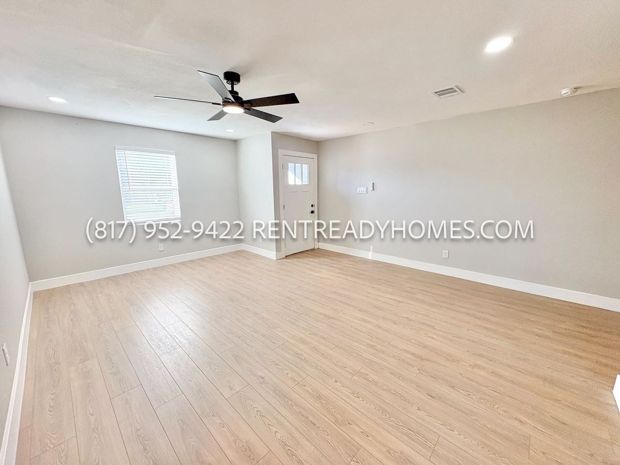 4330 Trafalgar Dr - Photo 5 of 27