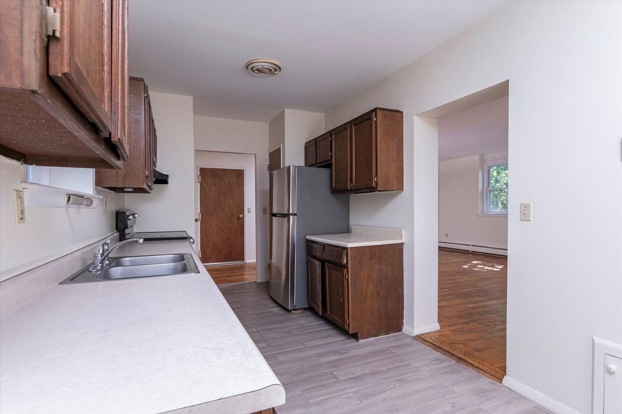 School House Apartments - Photo 3 of 9