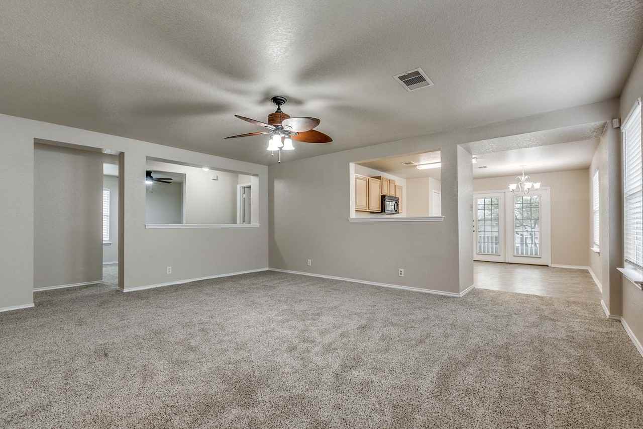 734 Butler Pt - Photo 4 of 25