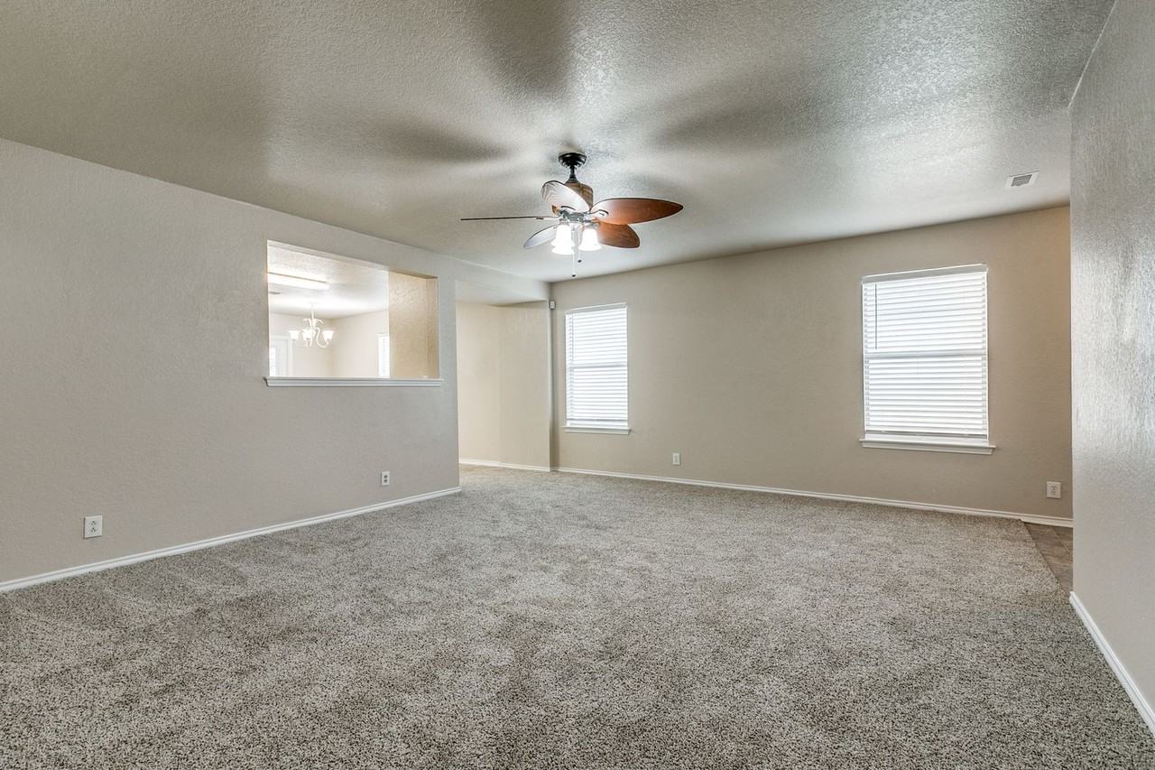 734 Butler Pt - Photo 6 of 25