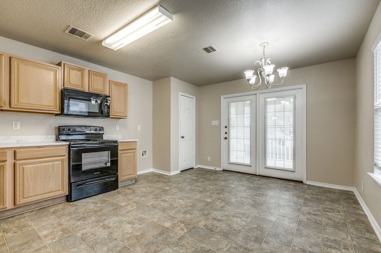 734 Butler Pt - Photo 7 of 25