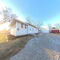 featured image of 2716 Maple St