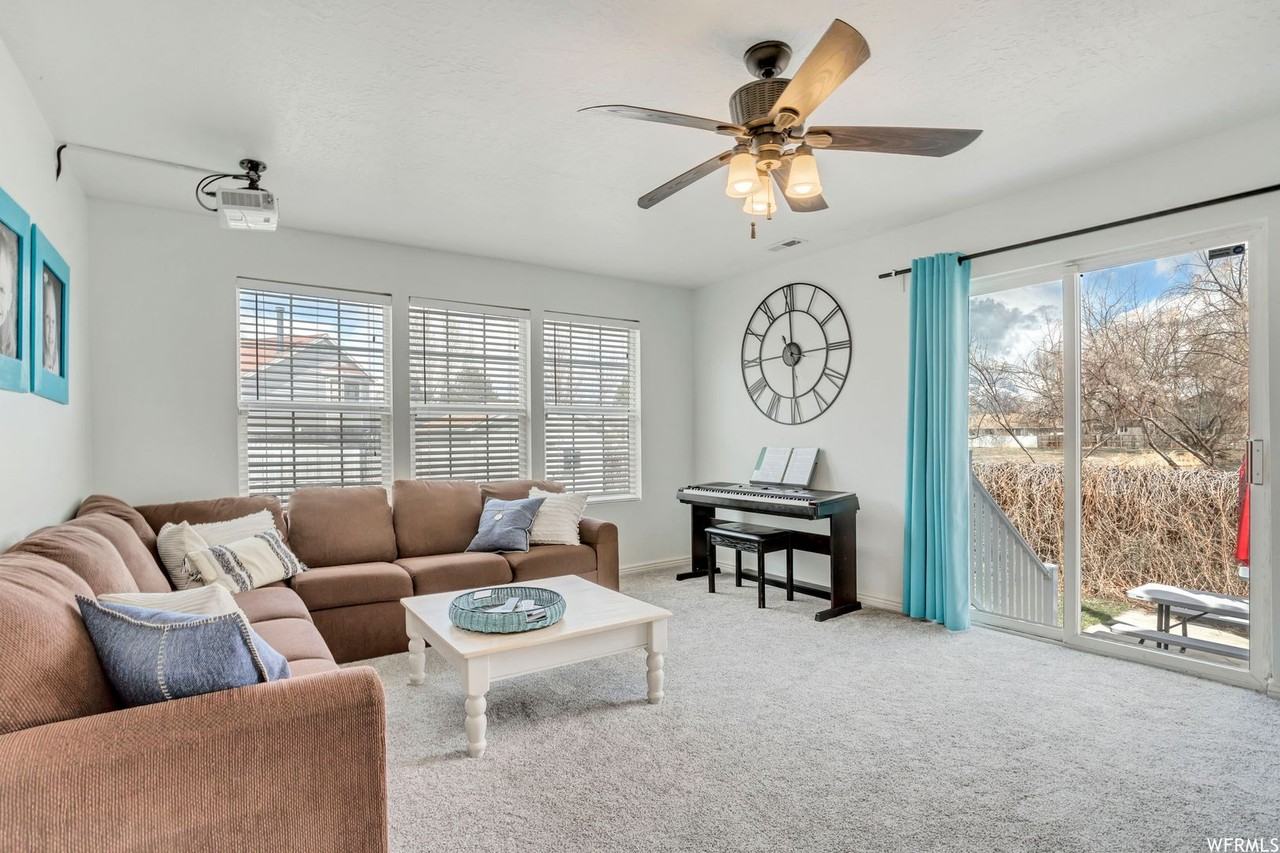 8343 S Plum Blossom Cir - Photo 7 of 18