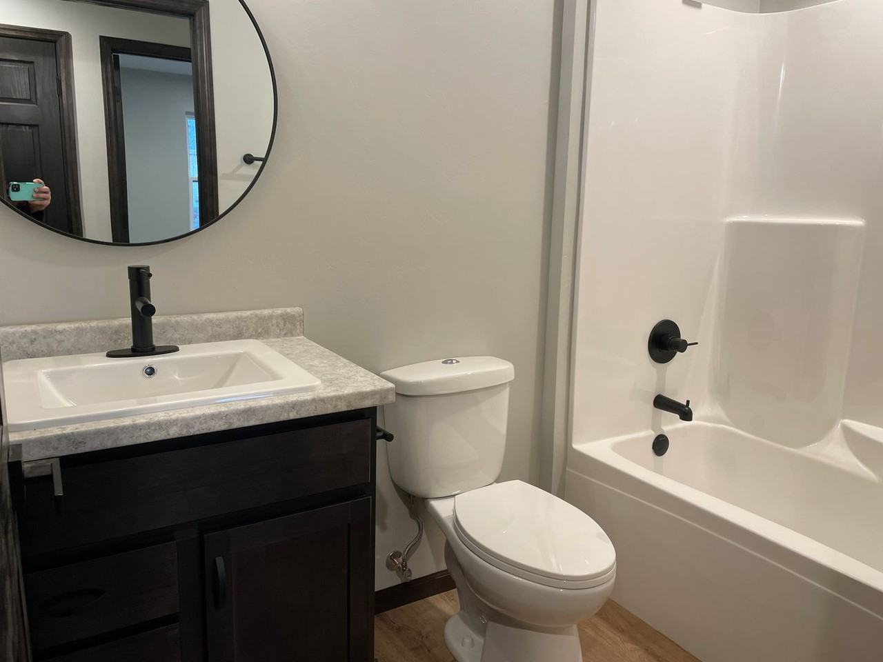 1220 Grove St - Photo 5 of 16