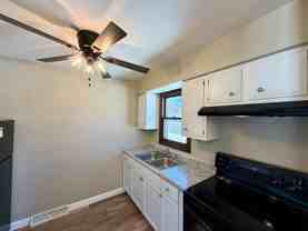 1421 Elizabeth St - Photo 1 of 1