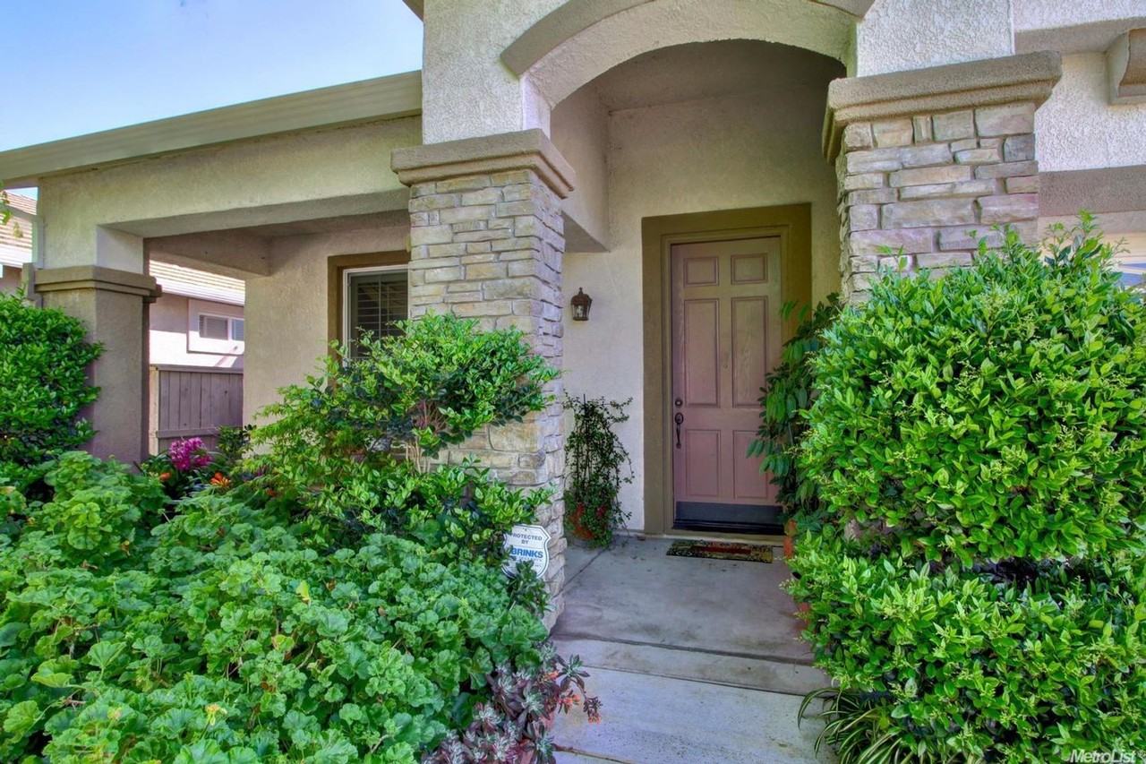 5214 Lotus Pond Way - Photo 2 of 34