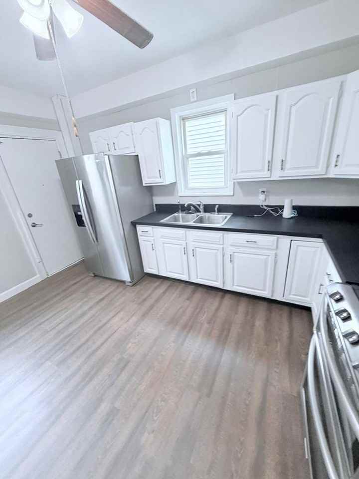 6407 Dibble Ave - Photo 3 of 41