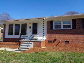 3009 Lomond St - Photo 1 of 1