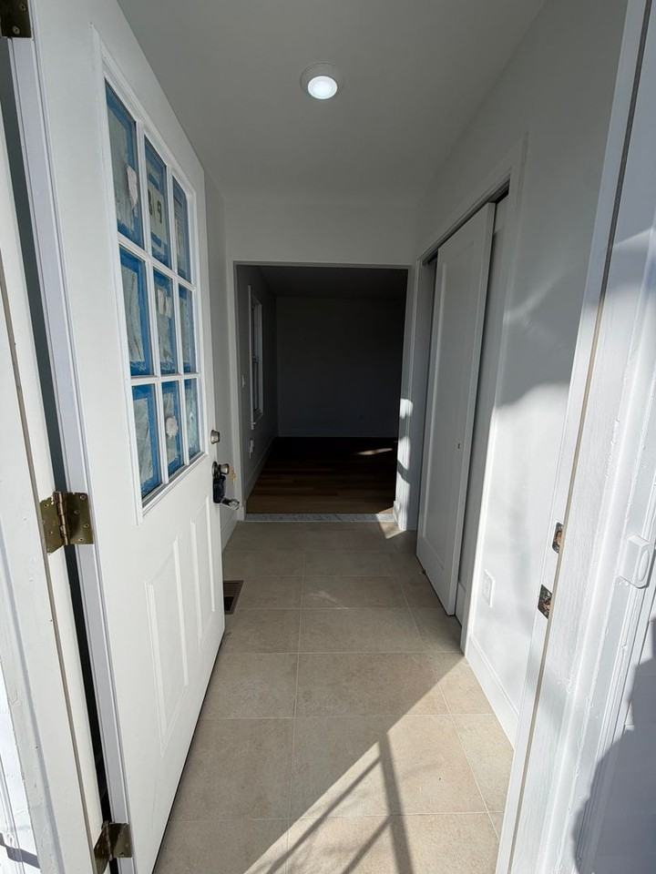 89 Stewart Ave - Photo 2 of 20