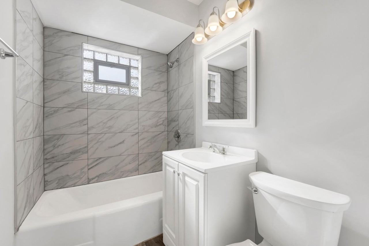 2901 South Harlem Avenue - Photo 3 of 14