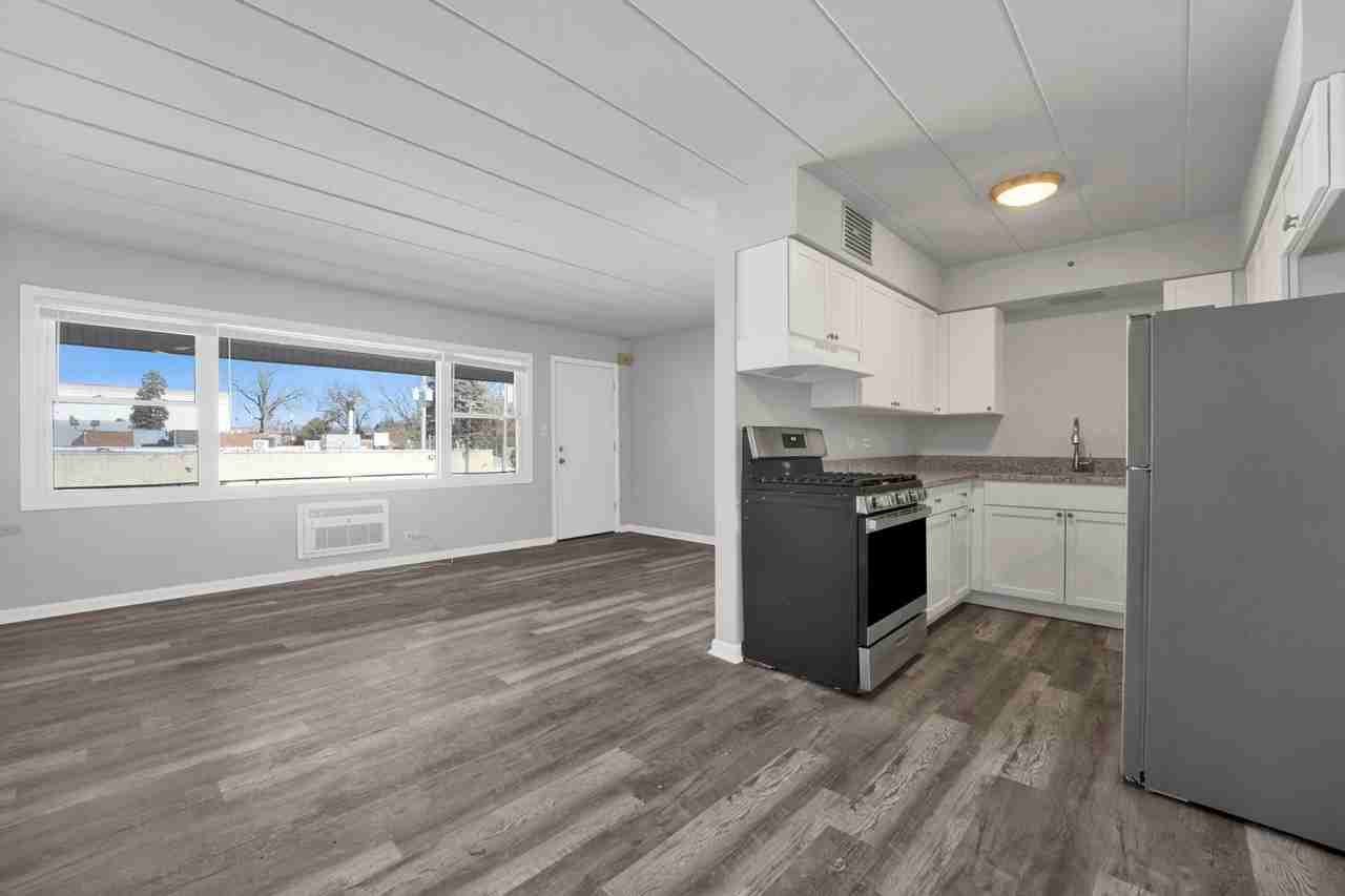 2901 South Harlem Avenue - Photo 4 of 14