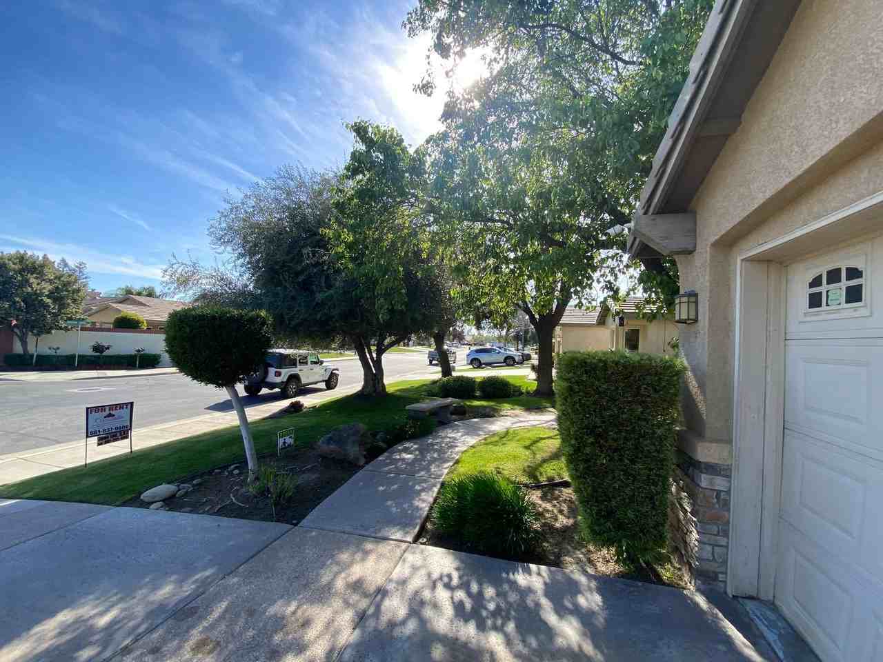 11826 Grecian Laurel Dr - Photo 6 of 50