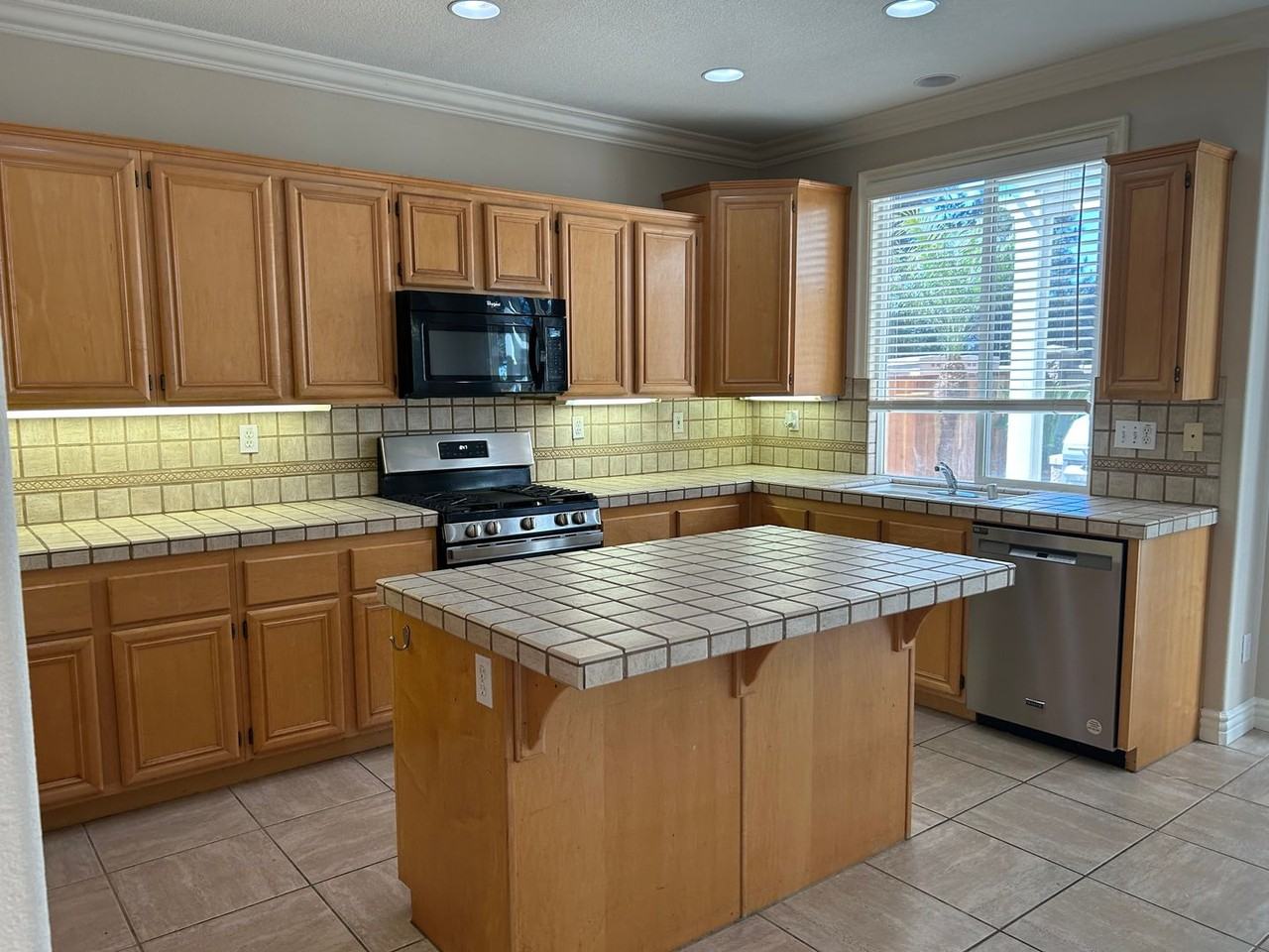 40531 Chantemar Way - Photo 7 of 23