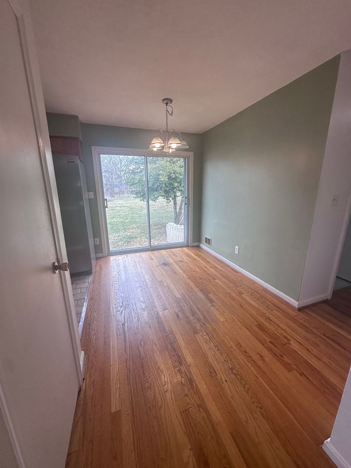 7105 Nachand Ln - Photo 6 of 43