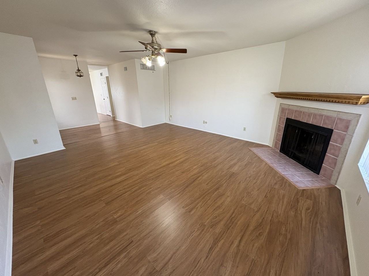 1232 S Brown Ave - Photo 6 of 36