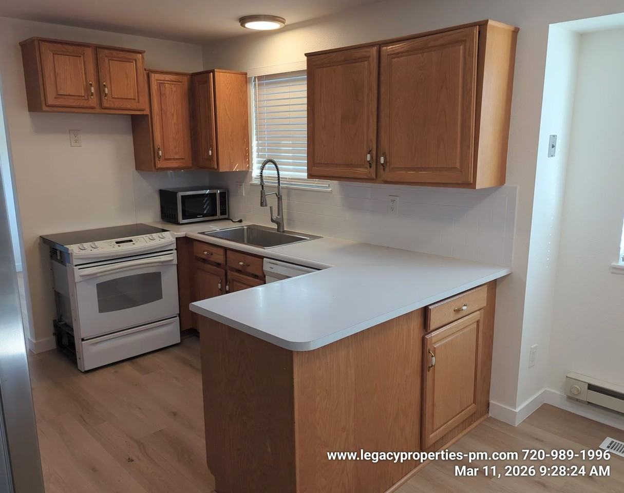 4434 S Cole Ct - Photo 4 of 20