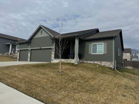 1914 Hummingbird Dr - Photo 1 of 1