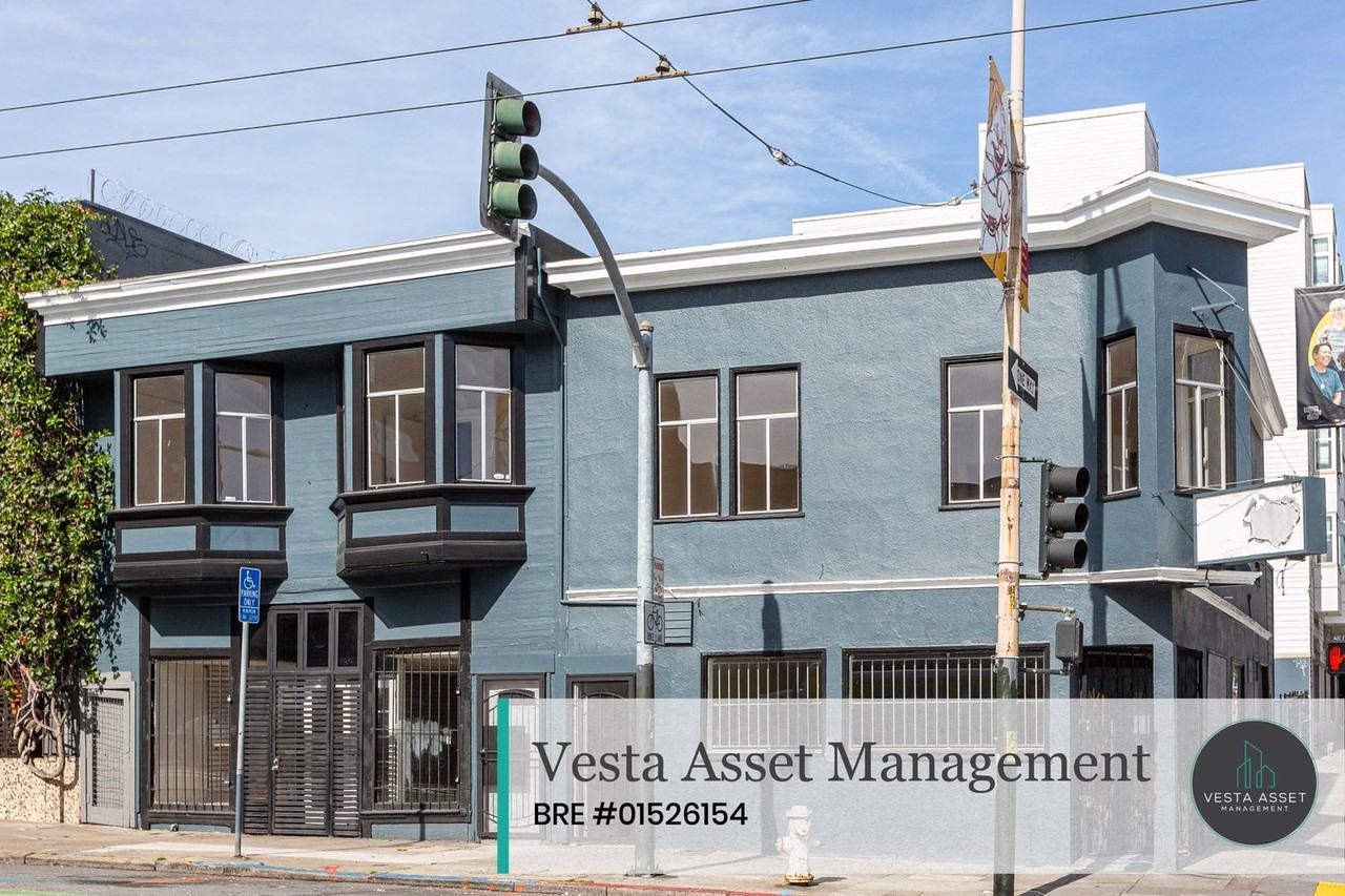 190 8th St - Photo 3 of 16