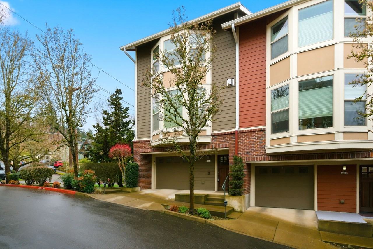 4104 S Corbett Ave - Photo 3 of 31