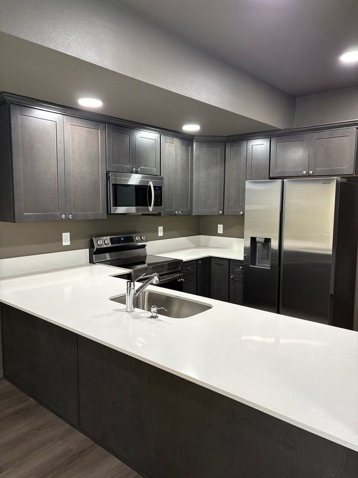 14312 E 13th Ave - Photo 4 of 12