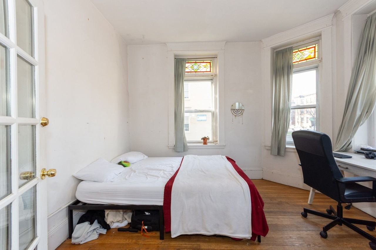 48 Brighton Ave #1 - Photo 4 of 6