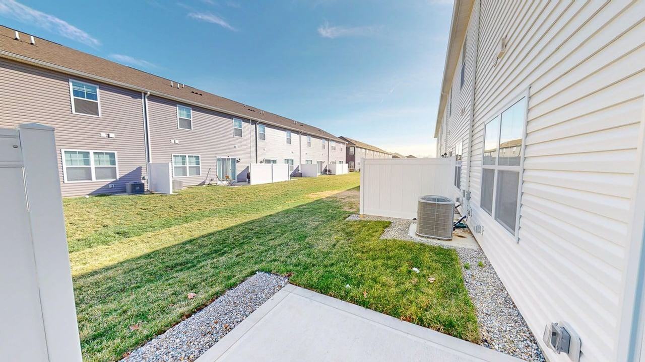 6358 Ripken St - Photo 7 of 28