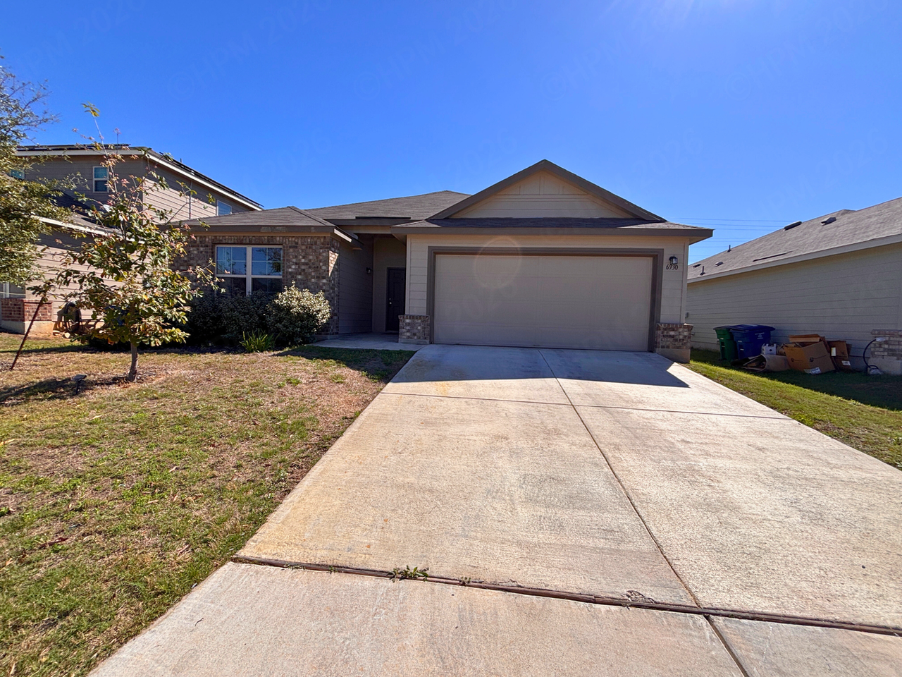 6930 Emerald Vly - Photo 2 of 20