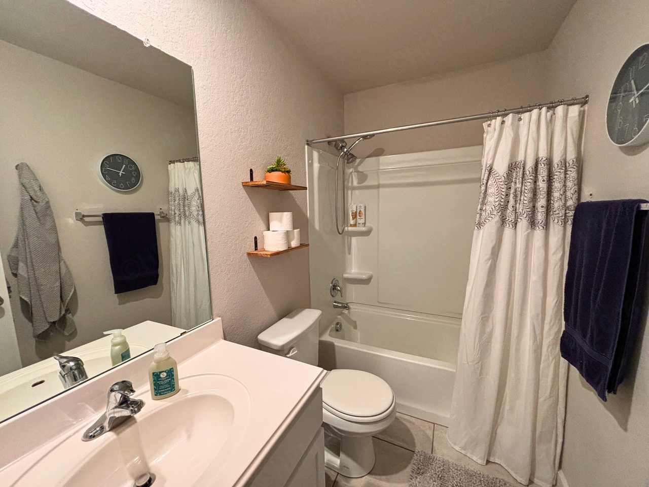 6930 Emerald Vly - Photo 5 of 20