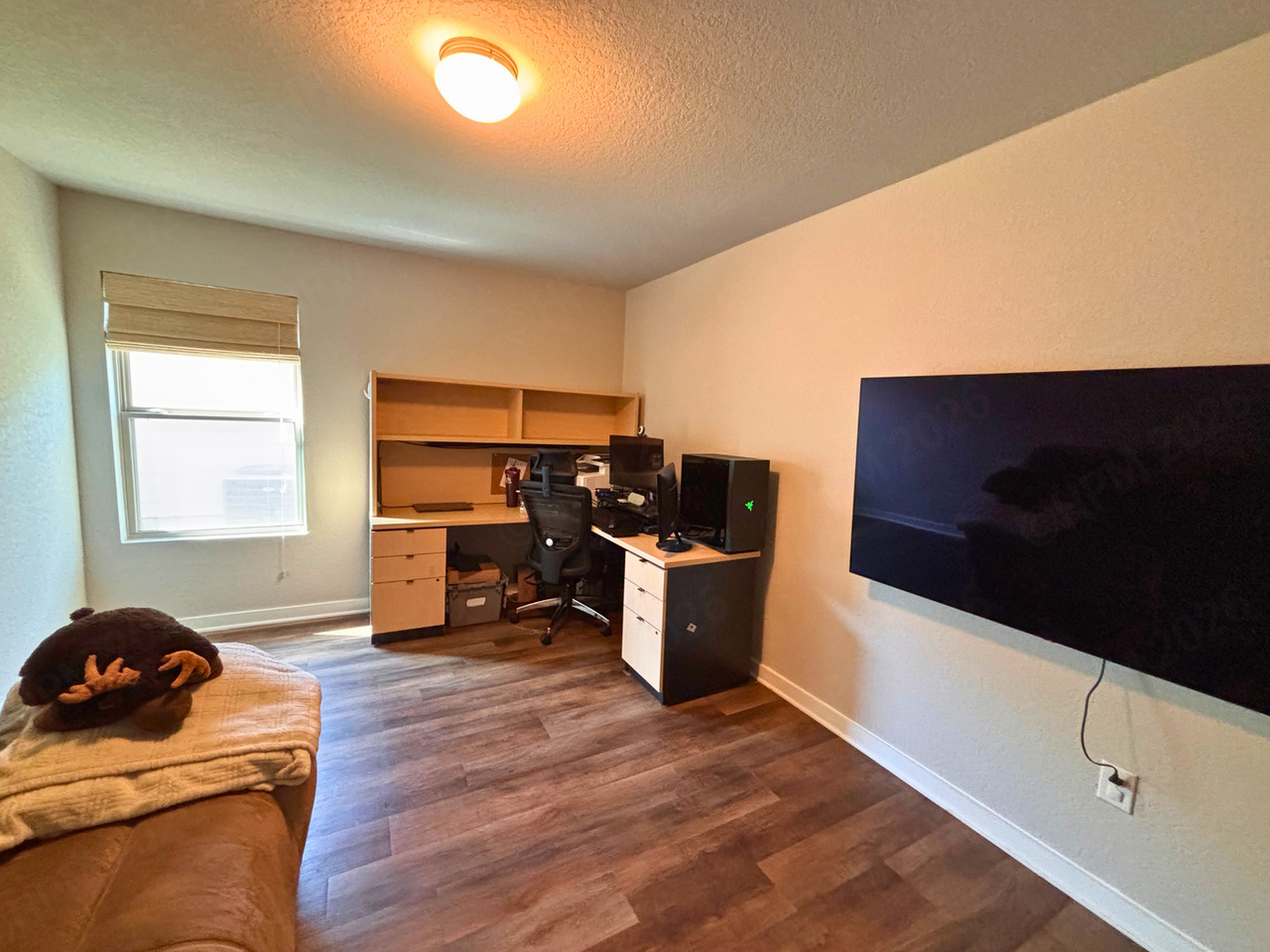 6930 Emerald Vly - Photo 7 of 20