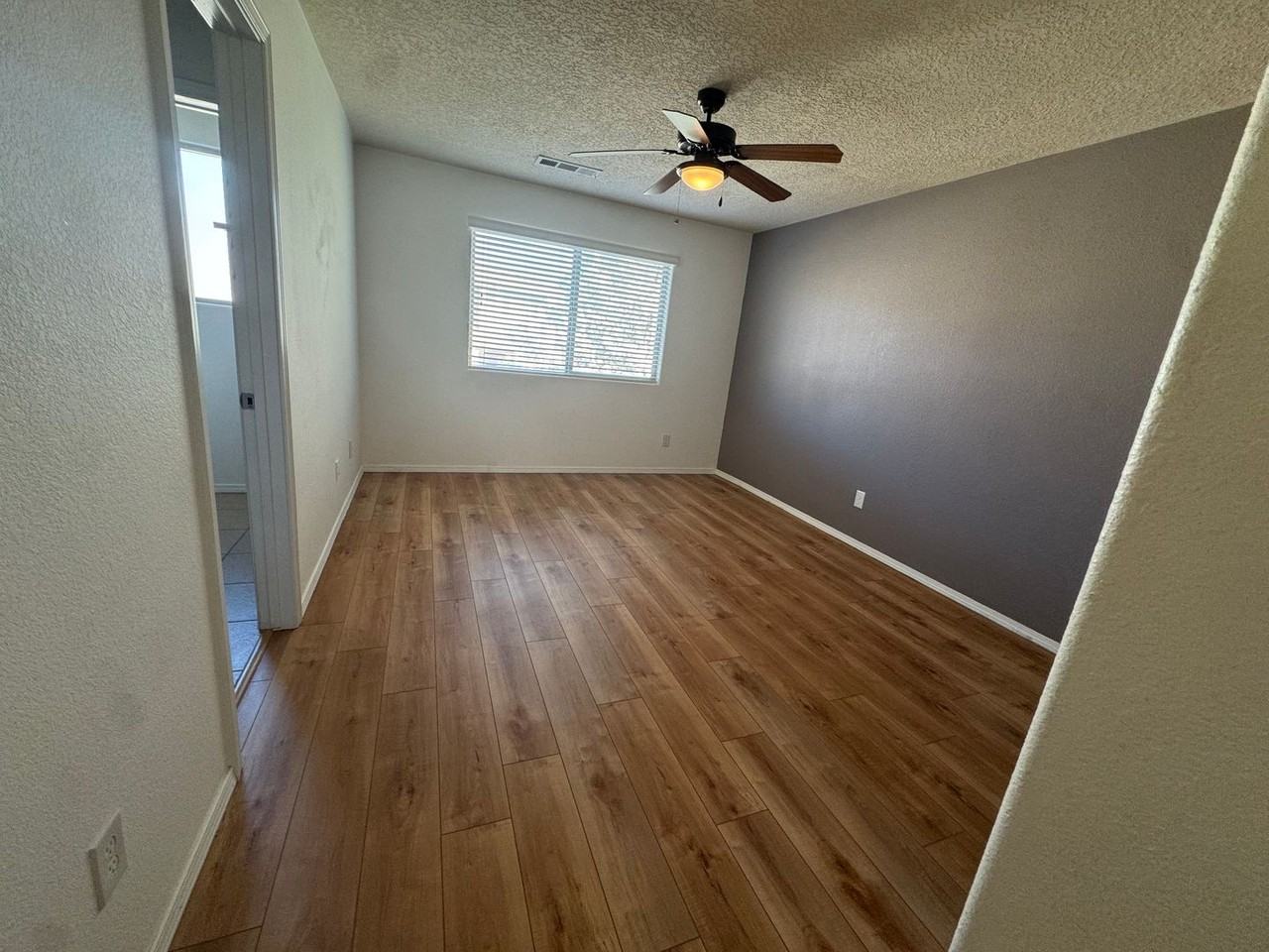 11059 Fort Point Ln Ne - Photo 7 of 15